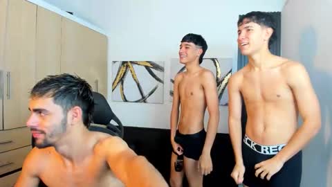 Snapshot of burning_wallen chatting on 12-02-25, 02:06 zack axel David and Anthony online show from 12-02-25, 02:06