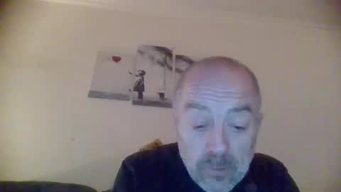 burnleyguy1977 online show from 12-06-24, 07:43