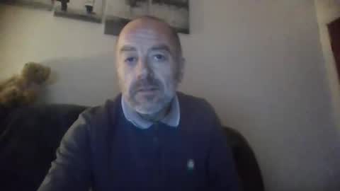 burnleyguy1977 online show from 12-11-24, 07:09