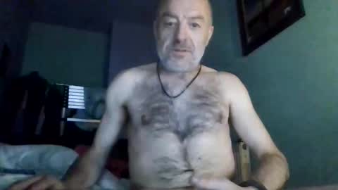 burnleyguy1977 online show from 06-04-26, 10:38