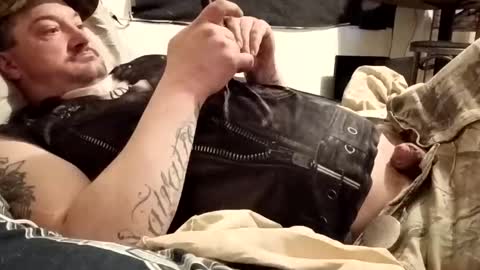 Burnout1315 online show from 04-05-26, 05:21