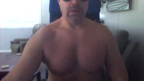 Snapshot of busetter chatting on 11-01-25, 05:59 Rubin Me Cock online show from 11-01-25, 05:59