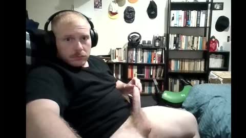 bushmate92 online show from 12-04-25, 03:54