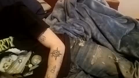 Snapshot of buster18hymen chatting on 01-05-25, 06:56 Buster18Hymen online show from 01-05-25, 06:56