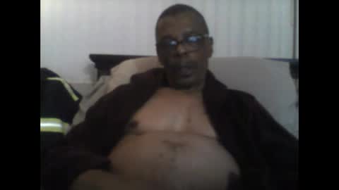 Busturgutzgd1 online show from 12-13-24, 06:21
