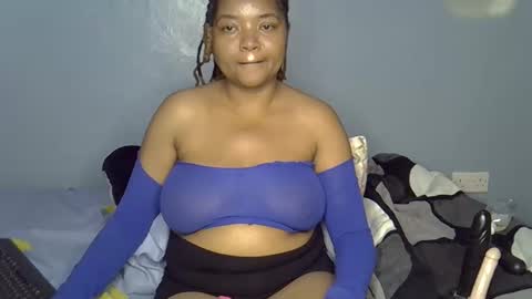 busty kenzi online show from 05-26-26, 06:31