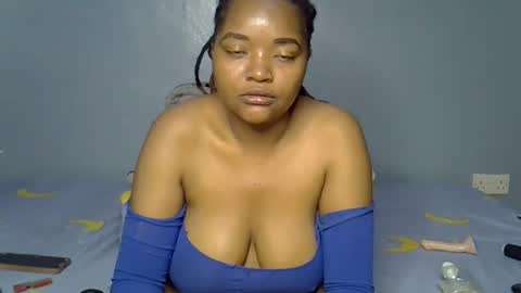 busty kenzi online show from 06-07-26, 10:41