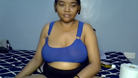 busty kenzi online show from 07-02-26, 03:23