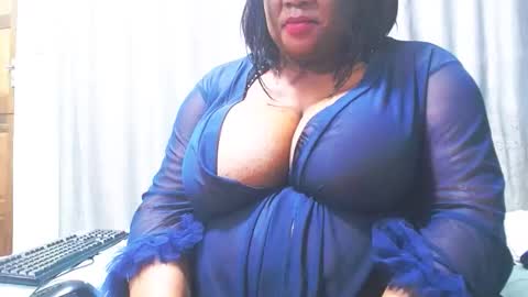bustymaturestepmum online show from 05-29-26, 06:28