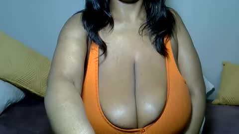 Snapshot of bustytessa37 chatting on 06-05-26, 04:41 bustytessa37 online show from 06-05-26, 04:41