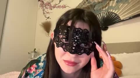 Snapshot of busy_bee69 chatting on 02-11-26, 02:27 busy_bee69 online show from 02-11-26, 02:27