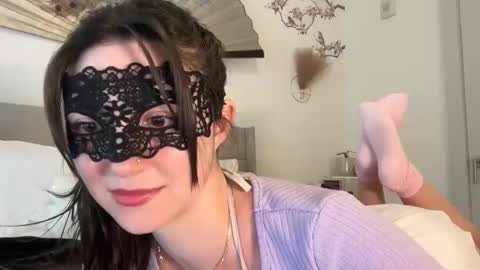 Snapshot of busy_bee69 chatting on 04-14-26, 12:16 busy_bee69 online show from 04-14-26, 12:16