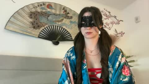 Snapshot of busy_bee69 chatting on 06-17-26, 07:37 busy_bee69 online show from 06-17-26, 07:37