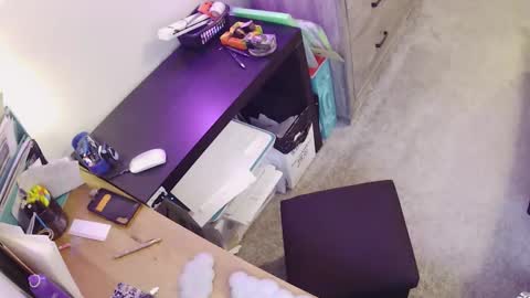 Snapshot of busybee83 chatting on 12-02-25, 07:09 busybee83 online show from 12-02-25, 07:09