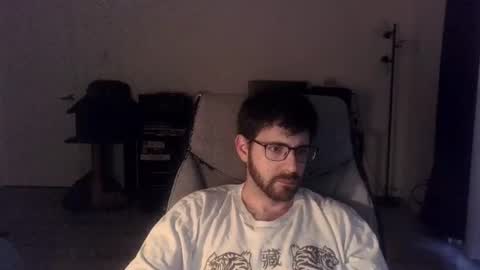 Snapshot of buttsmasher666 chatting on 06-12-26, 12:53 Astaroth Angel online show from 06-12-26, 12:53