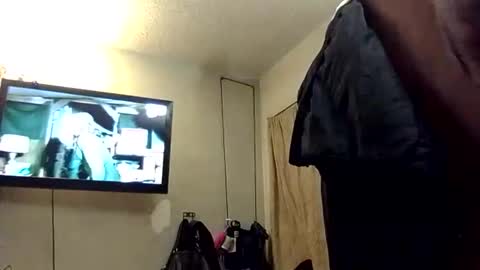 Snapshot of buzterfay777 chatting on 11-15-25, 03:37 buzterfay777 online show from 11-15-25, 03:37