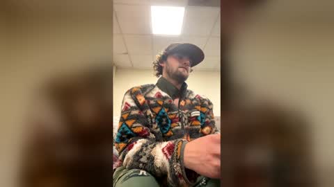 dustin online show from 02-15-26, 07:51