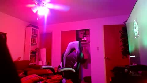 bwall1425 online show from 06-10-26, 05:39
