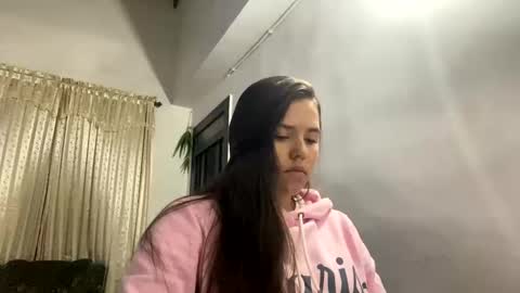 Snapshot of bymichel chatting on 10-01-25, 03:45 bymichel online show from 10-01-25, 03:45