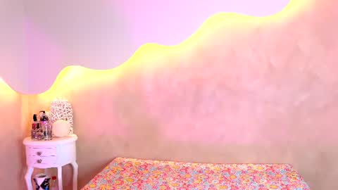 S A B R I N A  online show from 07-22-26, 12:30
