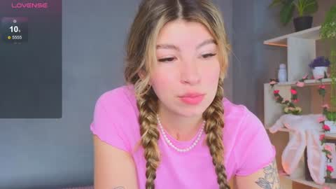 Kira online show from 01-06-25, 08:03