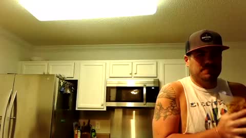 Snapshot of c0sta19 chatting on 08-05-26, 12:57 c0sta19 online show from 08-05-26, 12:57
