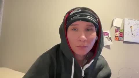 c189919 online show from 11-18-25, 01:00