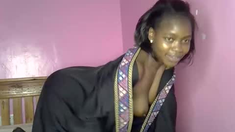 C--trish online show from 11-11-25, 10:43