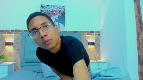 c_worstian_ online show from 12-06-24, 11:22