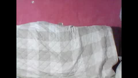 Snapshot of cachito83915 chatting on 12-30-24, 02:53 Cachudosexy online show from 12-30-24, 02:53