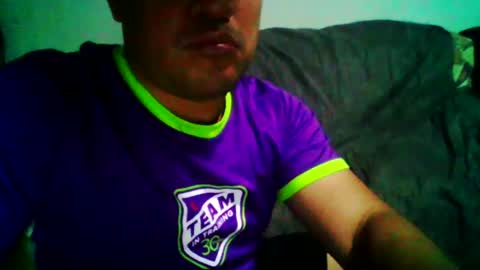 Snapshot of cachito83915 chatting on 09-14-25, 05:06 Cachudosexy online show from 09-14-25, 05:06