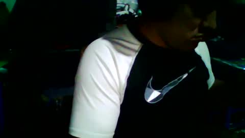 Snapshot of cachito83915 chatting on 10-07-25, 04:42 Cachudosexy online show from 10-07-25, 04:42