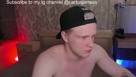 Snapshot of cactusjames_69 chatting on 02-15-26, 01:02 James online show from 02-15-26, 01:02