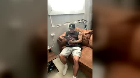 cadenhunterr online show from 07-11-26, 03:04