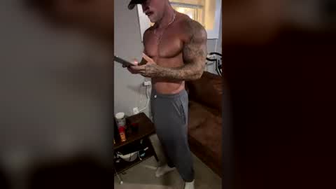 cadenhunterr online show from 07-15-26, 05:18