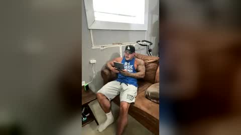cadenhunterr online show from 07-21-26, 03:58