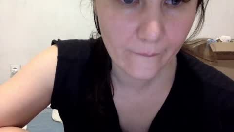 Lamb online show from 10-25-25, 06:02