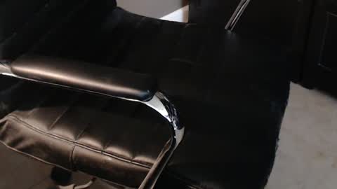 CAgay8 online show from 10-04-25, 06:28