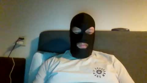 Snapshot of cagegag31 chatting on 09-13-25, 08:30 cagegag31 online show from 09-13-25, 08:30