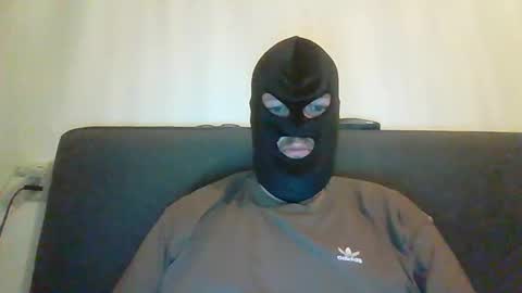 Snapshot of cagegag31 chatting on 11-15-25, 10:26 cagegag31 online show from 11-15-25, 10:26