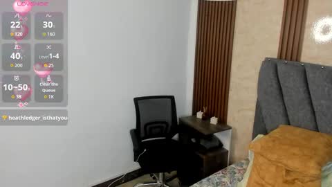 Snapshot of cailinmilf chatting on 09-19-25, 09:04 Cailin online show from 09-19-25, 09:04