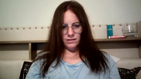 Snapshot of caitie__citrine chatting on 12-04-24, 03:15 Caitie Citrine online show from 12-04-24, 03:15