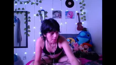 Snapshot of caitlynwheler chatting on 01-14-25, 10:02 caitlynwheler online show from 01-14-25, 10:02