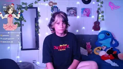 Snapshot of caitlynwheler chatting on 03-01-25, 12:01 caitlynwheler online show from 03-01-25, 12:01