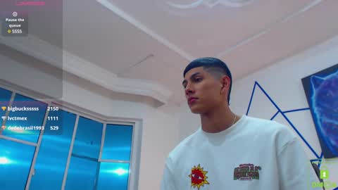 Snapshot of calavalerio chatting on 12-15-24, 11:23 Valerio online show from 12-15-24, 11:23