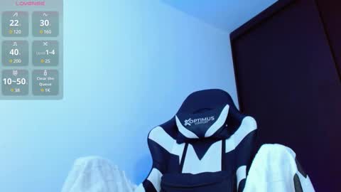 Snapshot of calavalerio chatting on 03-12-25, 07:59 Valerio online show from 03-12-25, 07:59