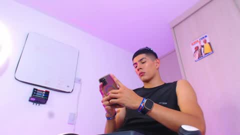 Snapshot of calavalerio chatting on 06-02-26, 09:28 Valerio online show from 06-02-26, 09:28