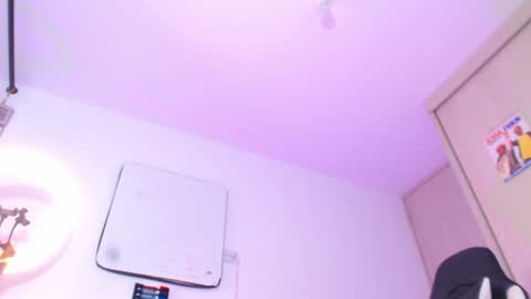 Snapshot of calavalerio chatting on 06-11-26, 12:32 Valerio online show from 06-11-26, 12:32