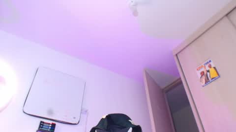 Snapshot of calavalerio chatting on 06-11-26, 11:36 Valerio online show from 06-11-26, 11:36