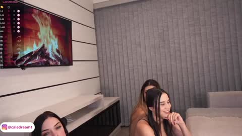 https online show from 11-10-25, 02:32